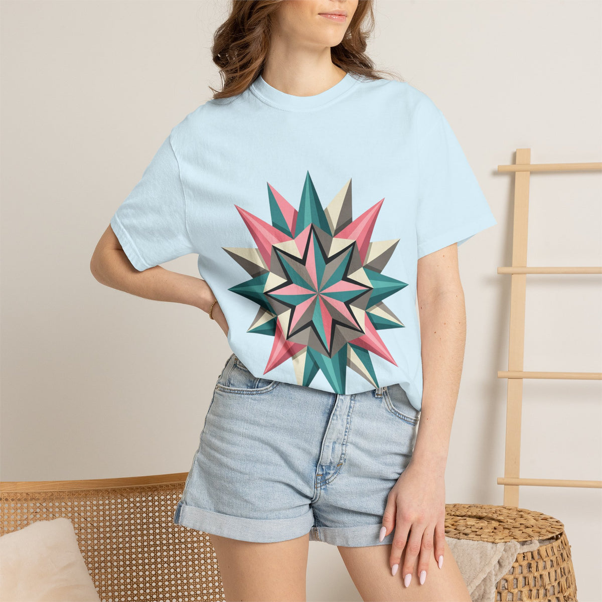 Geometric Starburst Graphic T-Shirt