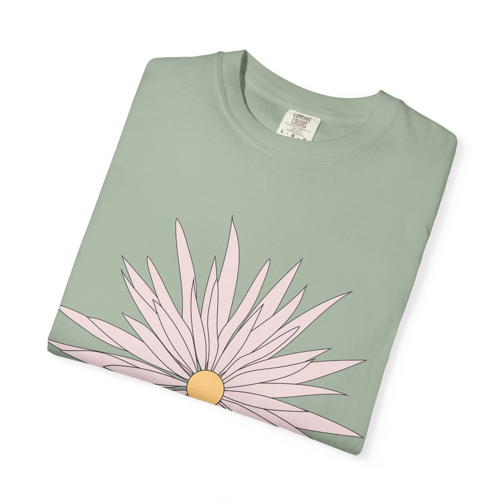 Pink Daisy Graphic T-Shirt