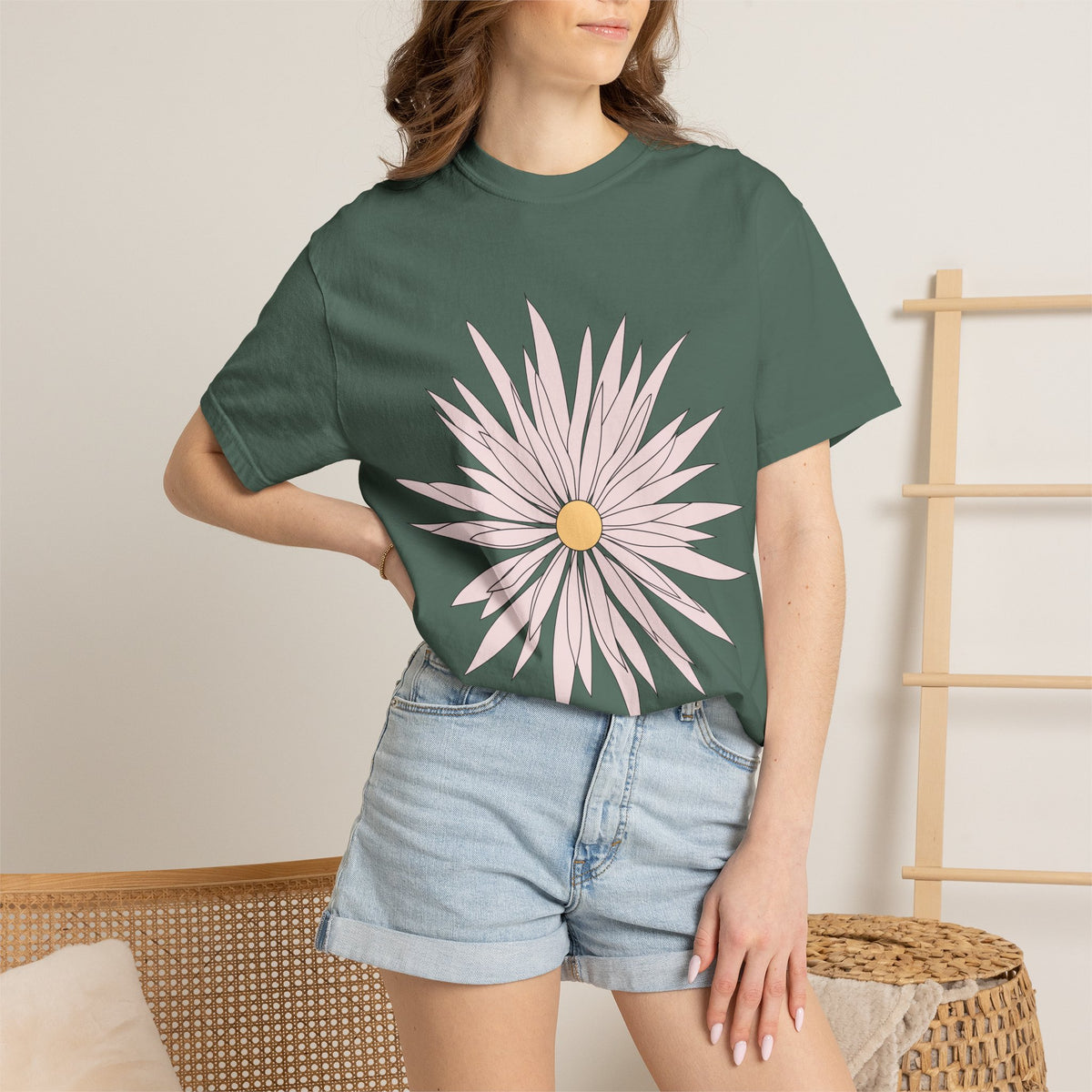 Pink Daisy Graphic T-Shirt