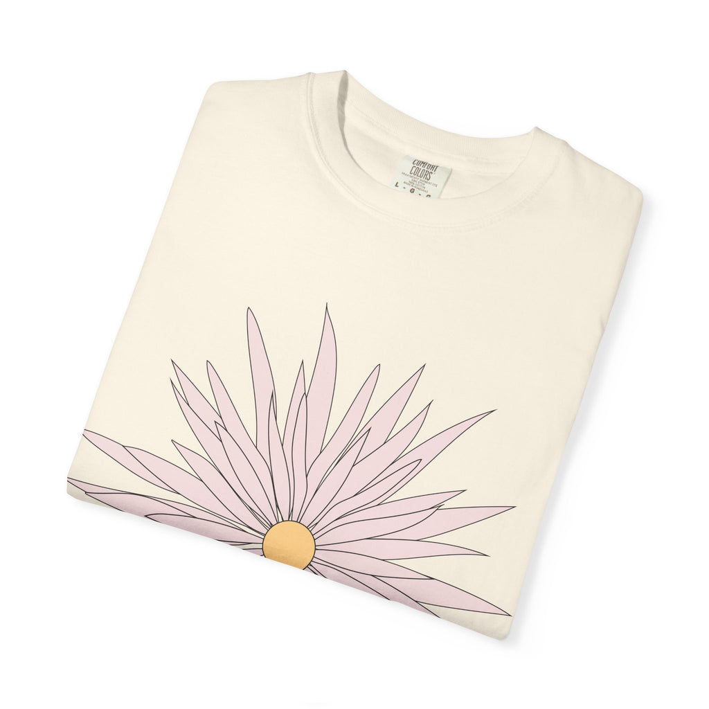 Pink Daisy Graphic T-Shirt