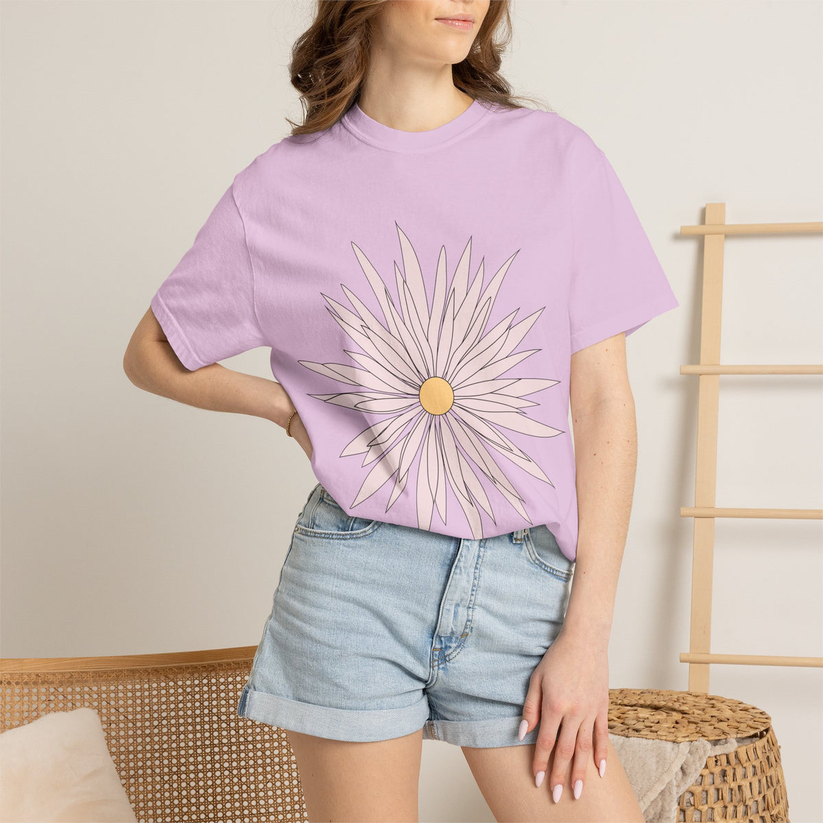 Pink Daisy Graphic T-Shirt