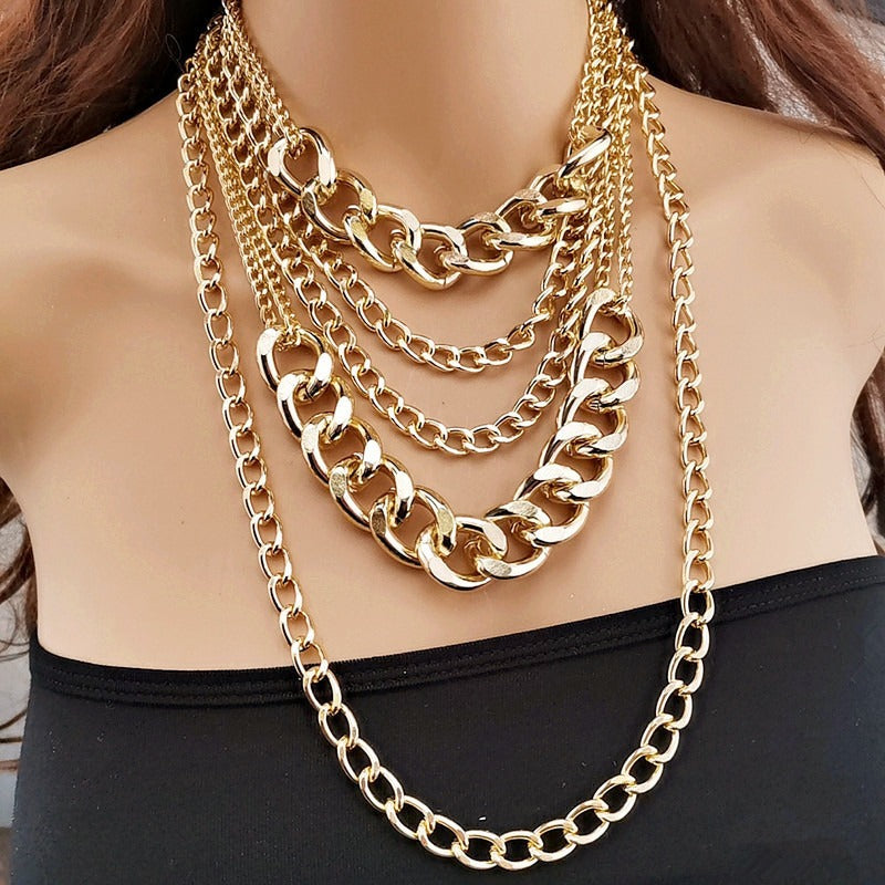 Chunky women's chain necklace