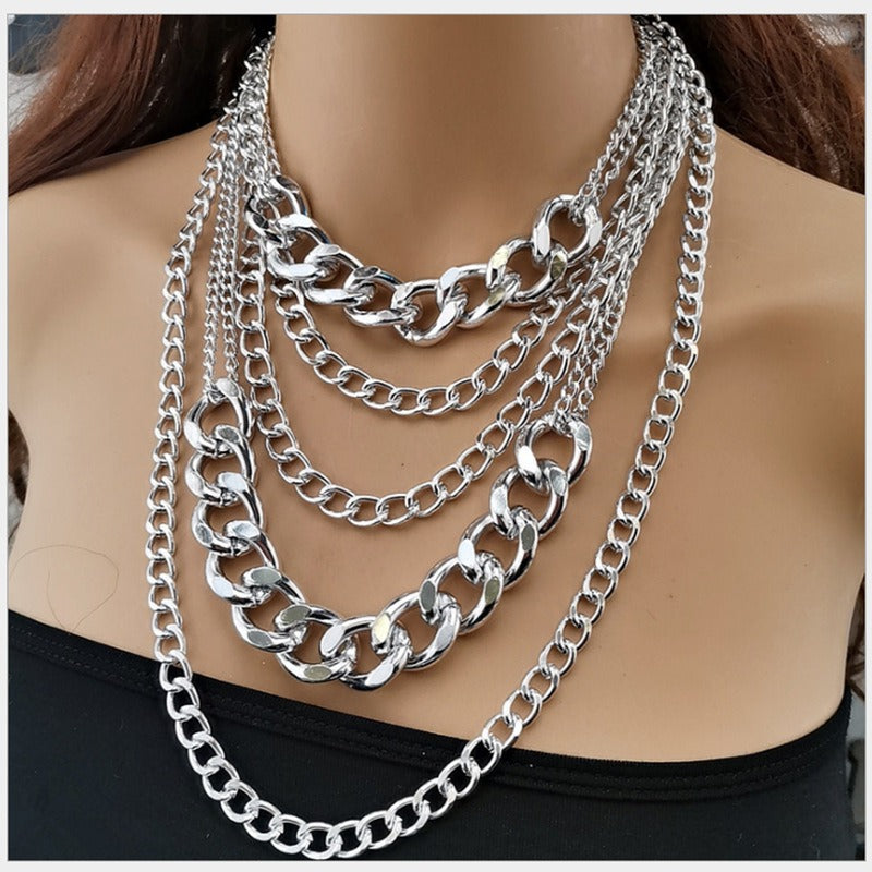 Chunky women's chain necklace