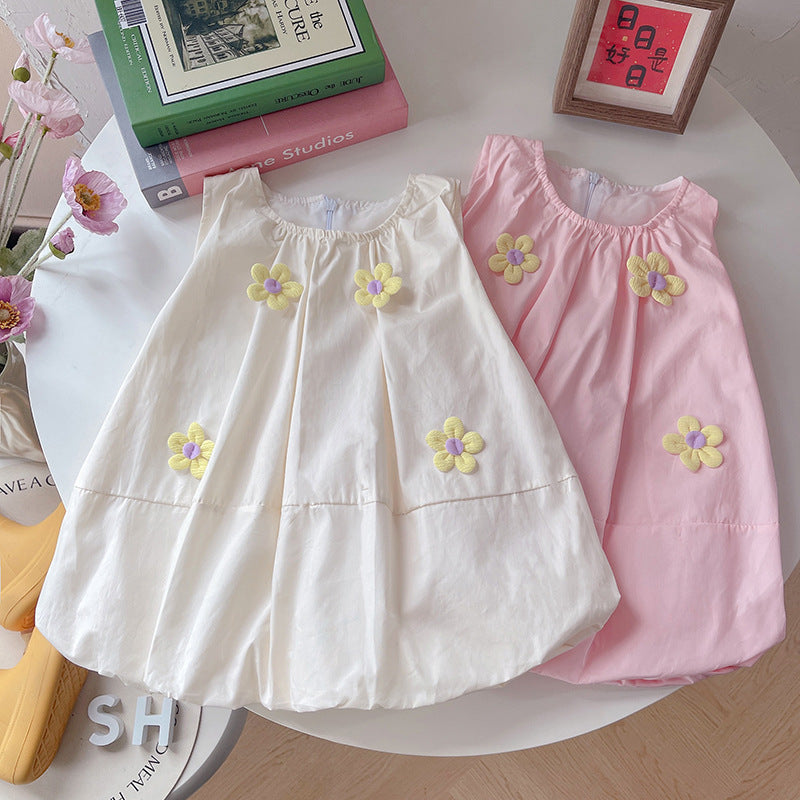 Baby girl sleeveless floral bud dress