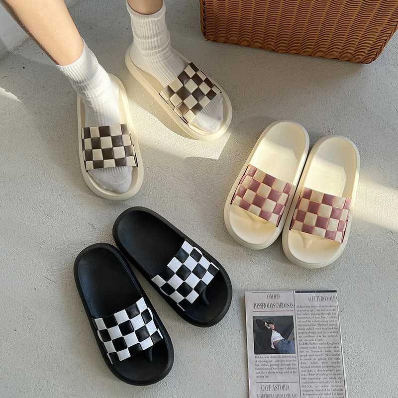 New Black And White Checkerboard Slippers Female Couple Slippers Home Bathroom Bath Soft Bottom Slippers