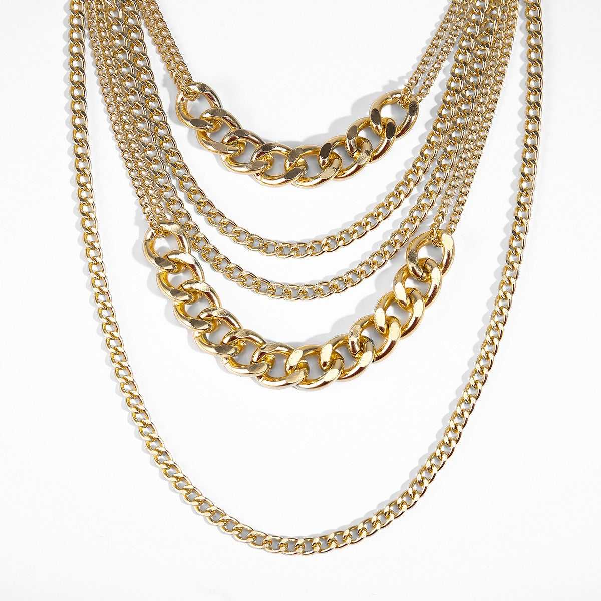 Chunky women's chain necklace