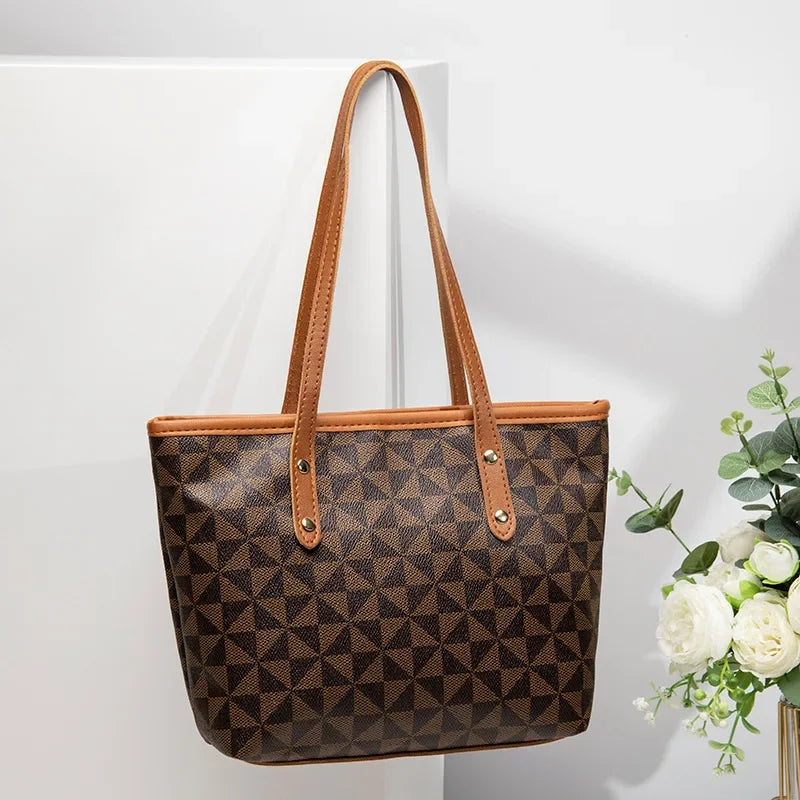 Large Capacity Shoulder Bag Women's PU Leather Handbag for Commuting and Casual Use Versatile Tote Bag